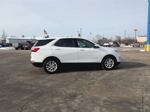Used 2020 Chevrolet Equinox LT w/ Driver Convenience Package image 8