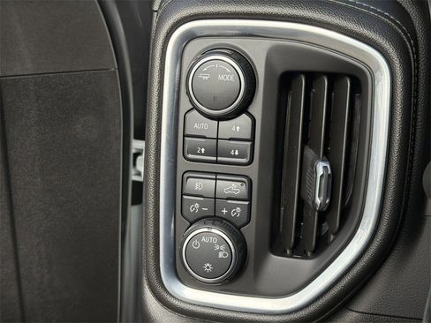 Used 2021 Chevrolet Silverado 1500 RST w/ All Star Edition Plus image 17