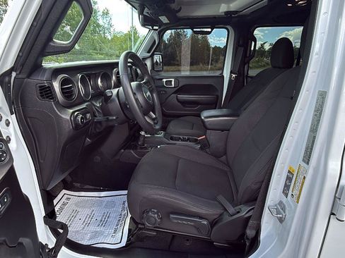 Used 2023 Jeep Wrangler Unlimited Sport AWD/4WD image 26