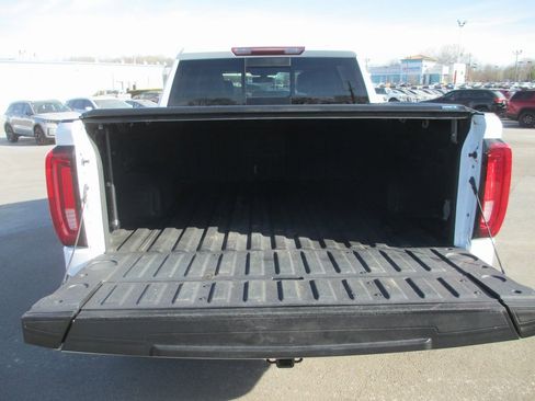 Certified 2021 GMC Sierra 1500 AT4 w/ AT4 Value Package image 8