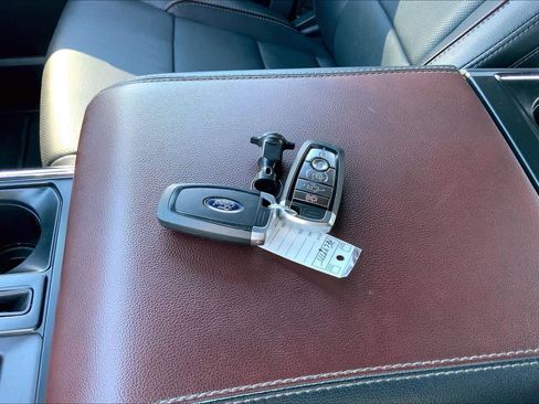 Certified 2023 Ford F150 Lariat w/ Equipment Group 502A High image 15