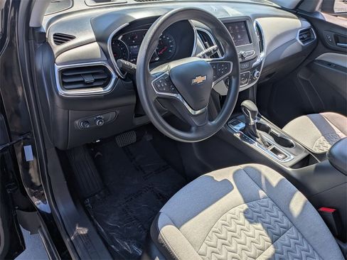 Used 2023 Chevrolet Equinox LT image 17