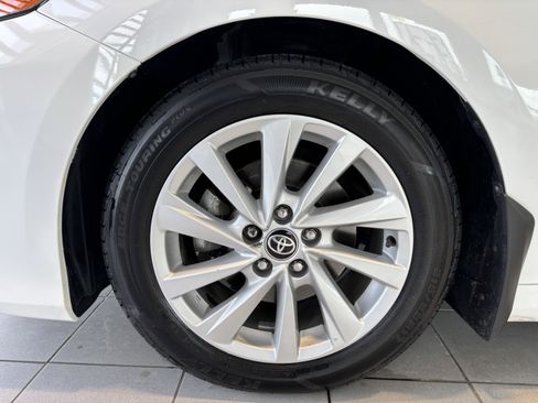 Used 2023 Toyota Camry LE image 8