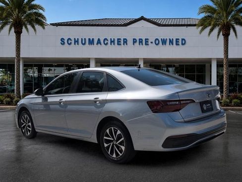 Certified 2022 Volkswagen Jetta S FWD image 5