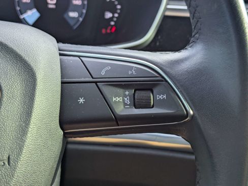 Certified 2023 Audi Q3 2.0T Premium w/ Convenience Package AWD/4WD image 24