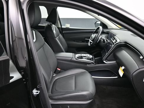Certified 2024 Hyundai Tucson Limited AWD/4WD image 25
