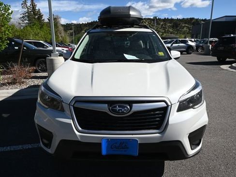 Used 2021 Subaru Forester Premium AWD/4WD image 4