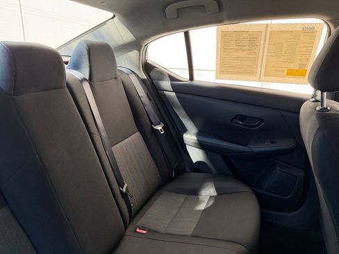 Used 2025 Nissan Sentra SV image 32