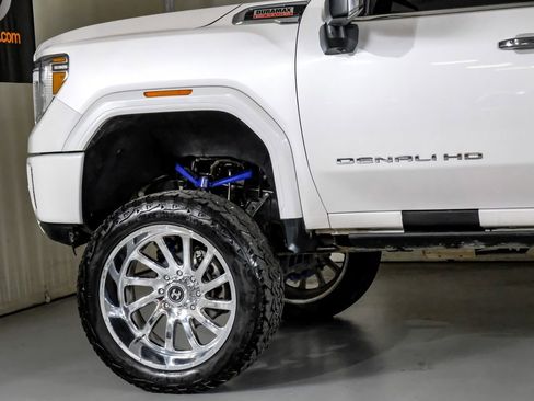 Used 2022 GMC Sierra 2500 Denali w/ Denali Ultimate Package image 13