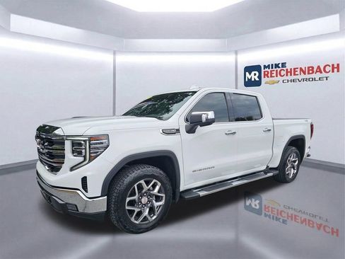 Used 2025 GMC Sierra 1500 SLT w/ SLT Premium Package AWD/4WD image 8