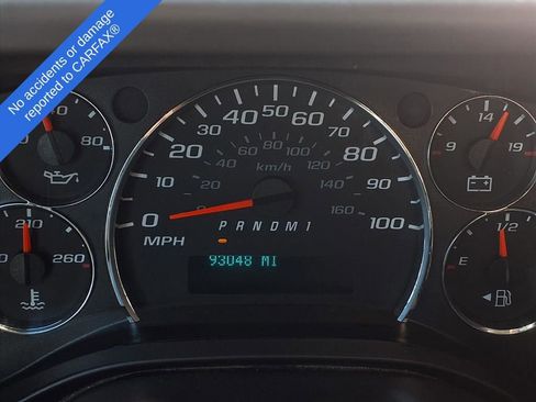 Used 2018 Chevrolet Express 3500 w/ Driver Convenience Package image 20