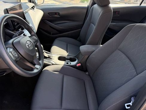 Used 2024 Toyota Corolla LE FWD image 11