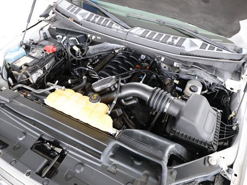 Used 2019 Ford F150 Lariat w/ Equipment Group 502A Luxury AWD/4WD image 29