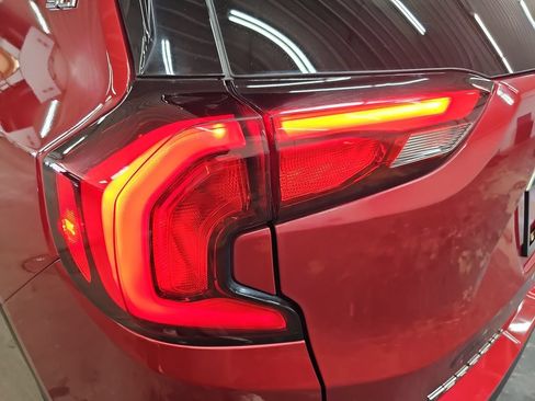 Used 2018 GMC Terrain SLT w/ Preferred Package AWD/4WD image 35
