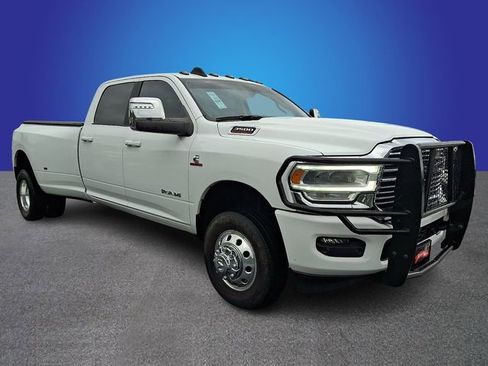 Used 2024 RAM 3500 Laramie AWD/4WD image 3