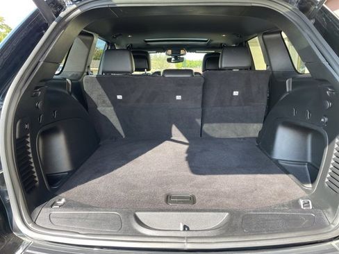 Certified 2021 Jeep Grand Cherokee Limited image 18