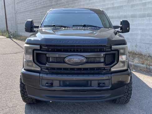 Used 2022 Ford F350 XLT AWD/4WD image 2
