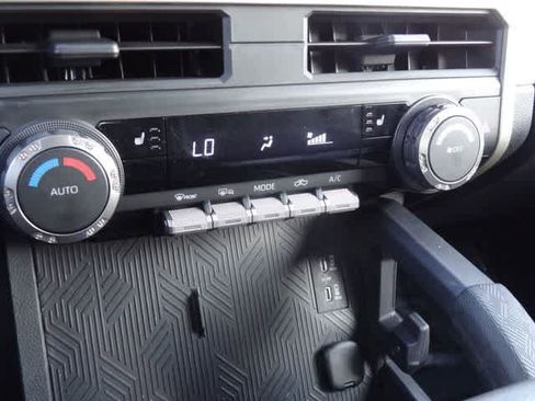 Used 2024 Toyota Tacoma TRD Off-Road AWD/4WD image 27