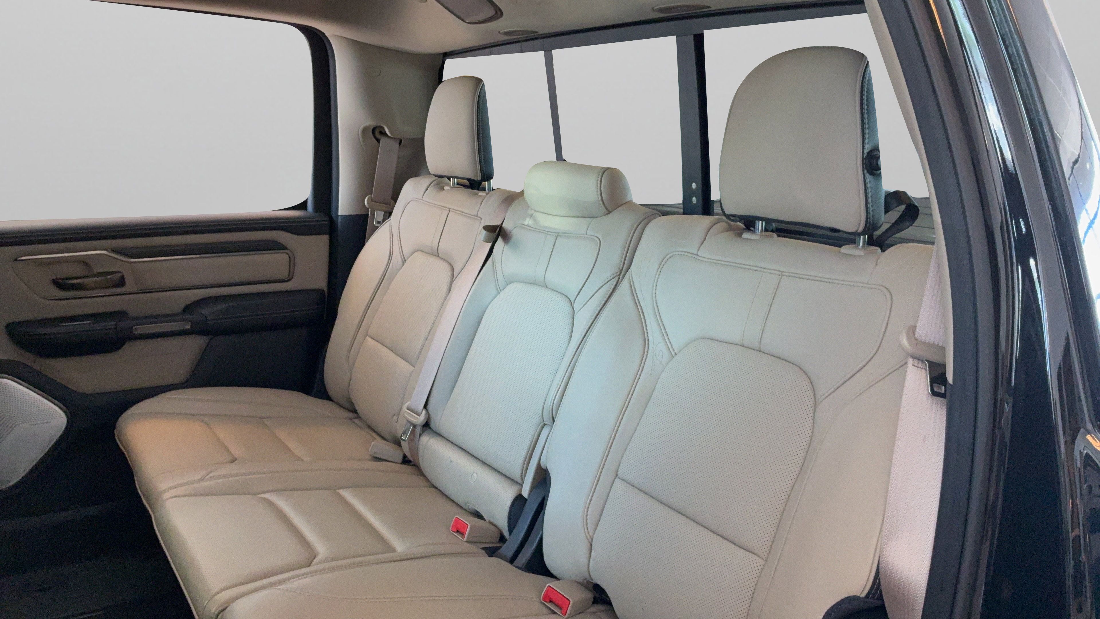 Used 2019 RAM 1500 Limited AWD/4WD image 32