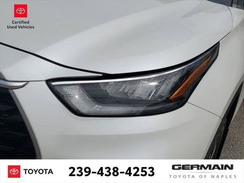 Certified 2020 Toyota Highlander XLE FWD image 15