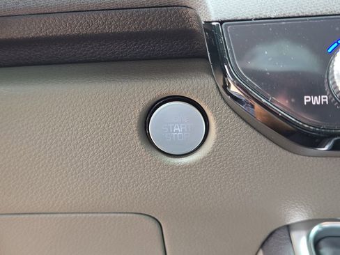 New 2026 Kia Carnival EX FWD image 30