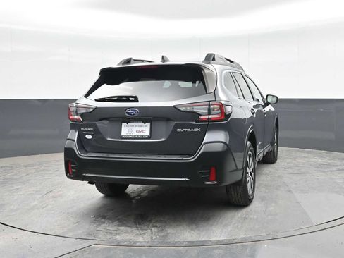 Used 2020 Subaru Outback Premium AWD/4WD image 10