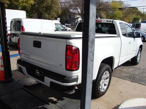 Used 2021 Chevrolet Colorado LT w/ Fleet Safety Package image 3