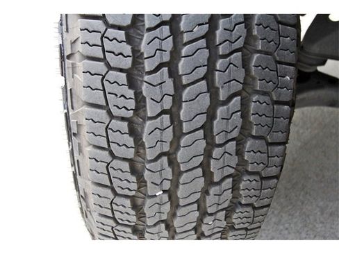 Used 2020 Toyota Tacoma SR5 image 29