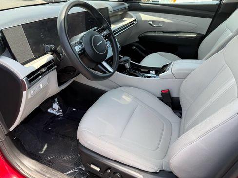 Used 2025 Hyundai Tucson SEL AWD/4WD image 11