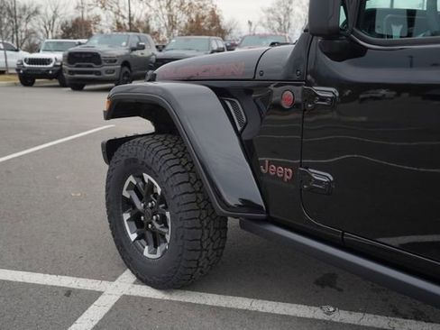 New 2026 Jeep Gladiator Rubicon AWD/4WD image 33