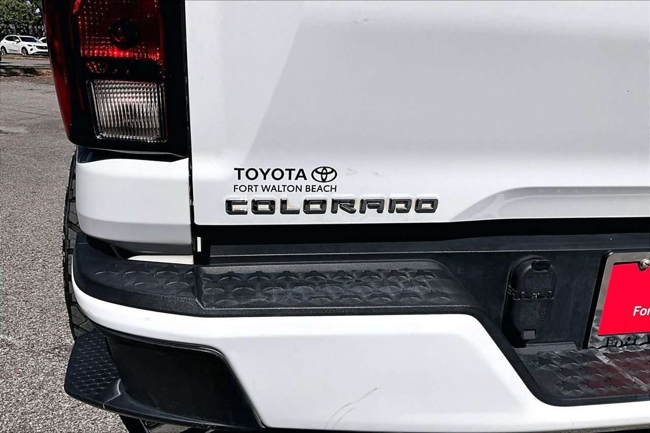 Used 2023 Chevrolet Colorado LT RWD image 27