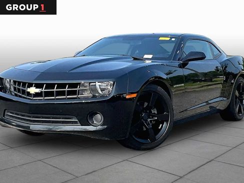Used 2013 Chevrolet Camaro LS RWD image 1