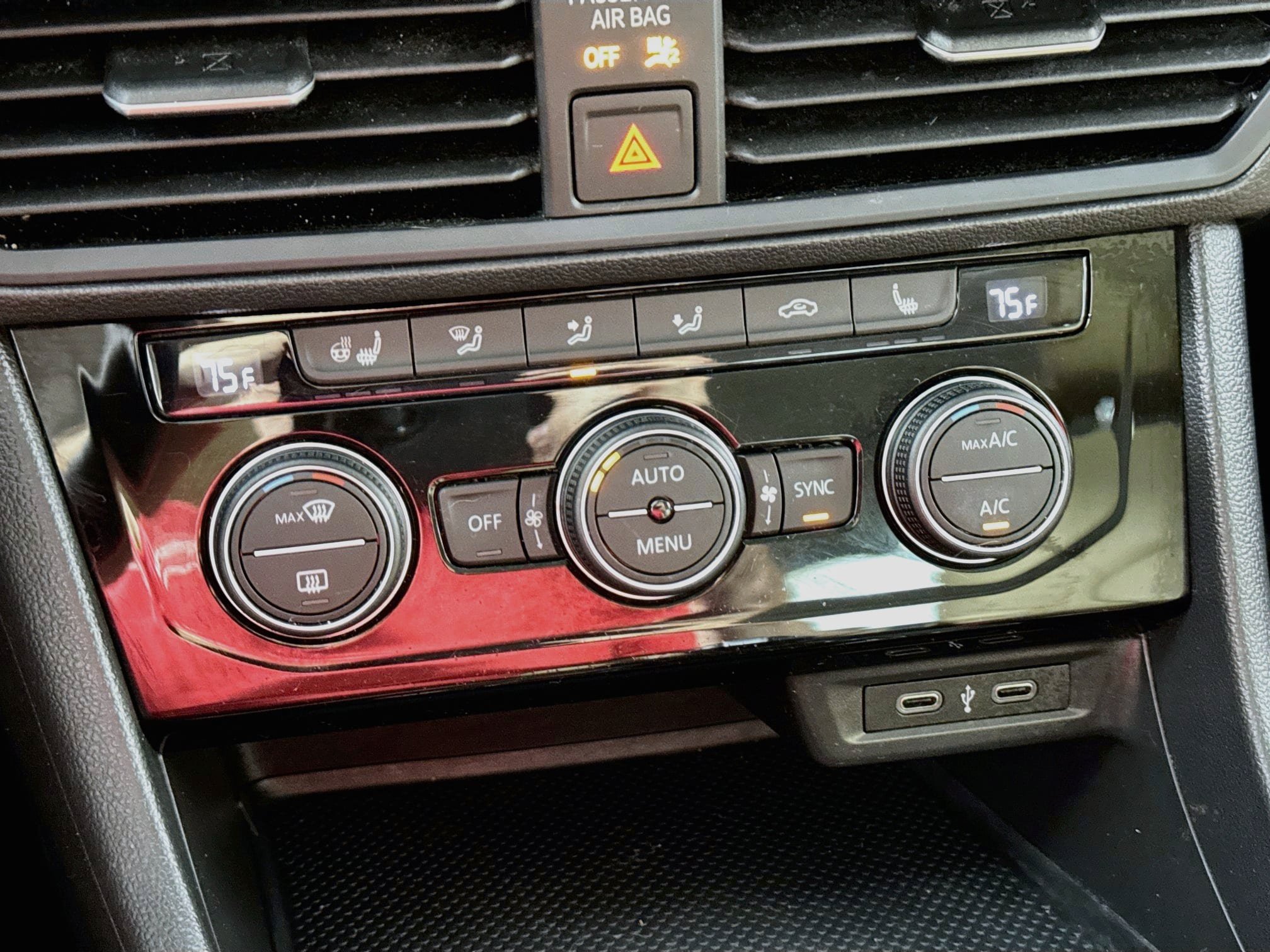 Used 2021 Volkswagen Jetta SE FWD image 19