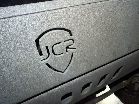 Used 2015 Jeep Wrangler Unlimited Rubicon AWD/4WD image 17