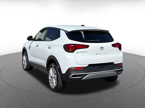 Used 2025 Buick Encore GX Preferred AWD/4WD image 4
