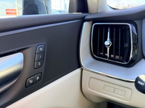 Certified 2024 Volvo XC60 T8 Plus w/ Protection Package Premier image 18