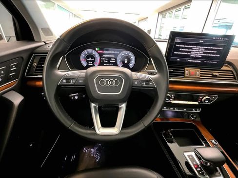 Certified 2023 Audi Q5 2.0T Premium Plus w/ Premium Plus Package image 5