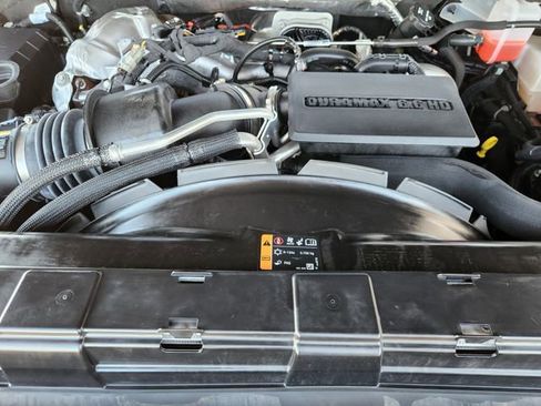 Used 2025 GMC Sierra 2500 Denali Ultimate image 26