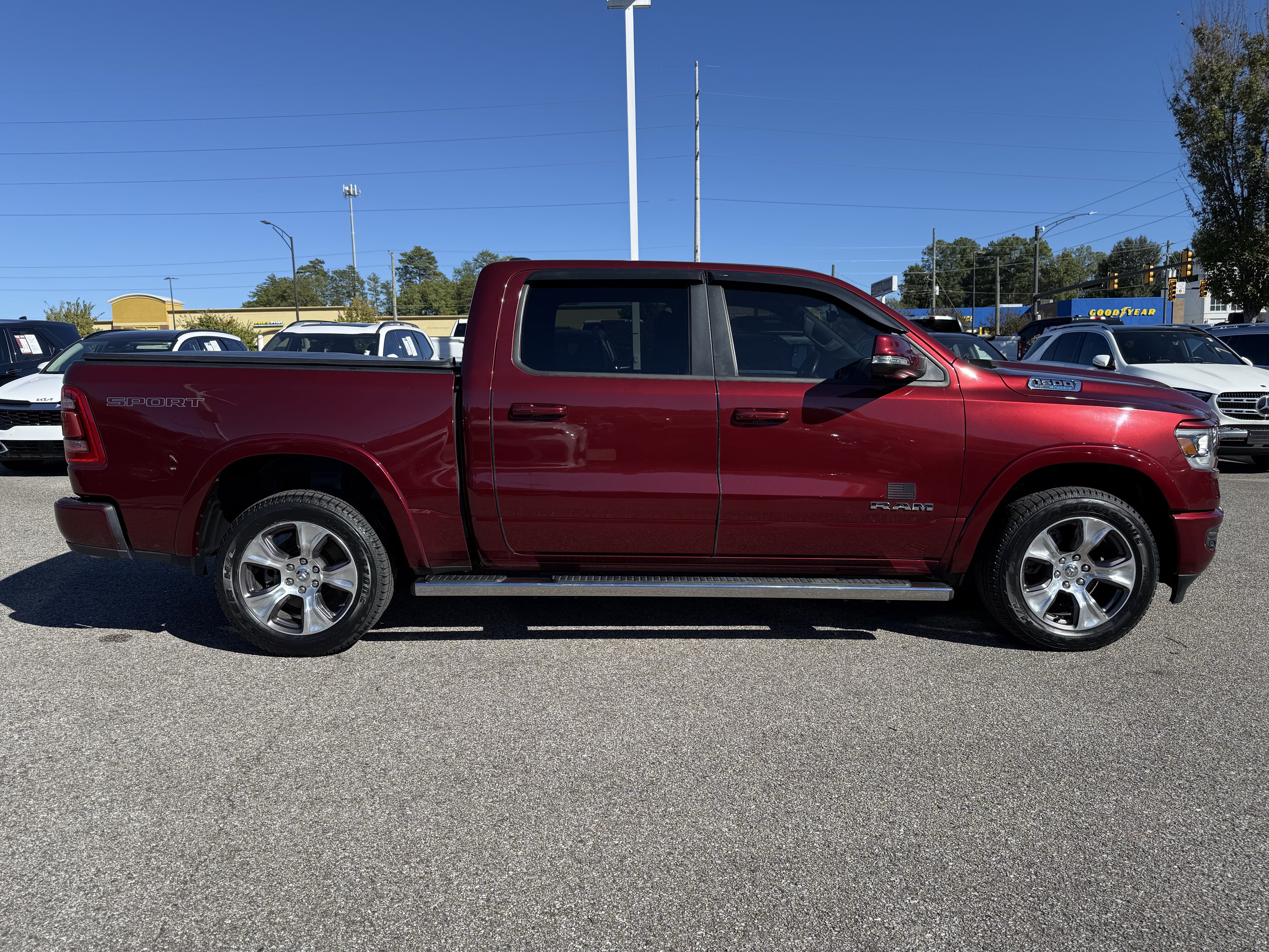 Used 2021 RAM 1500 Laramie AWD/4WD image 11