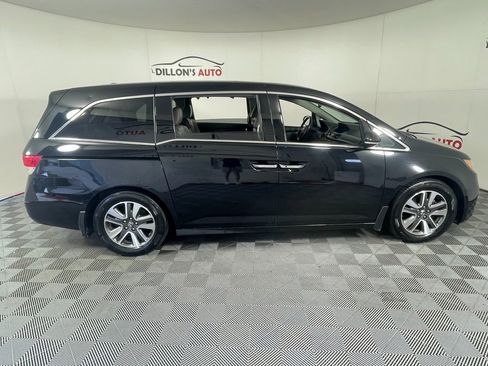Used 2016 Honda Odyssey Touring Elite image 9