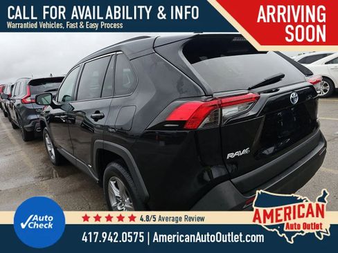 Used 2022 Toyota RAV4 LE AWD/4WD image 5