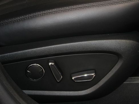 Used 2022 Lincoln Nautilus Reserve AWD/4WD image 28