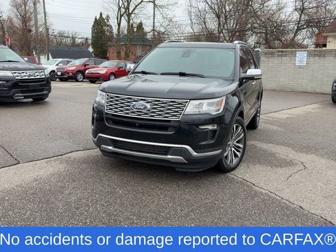 Used 2018 Ford Explorer Platinum AWD/4WD image 3