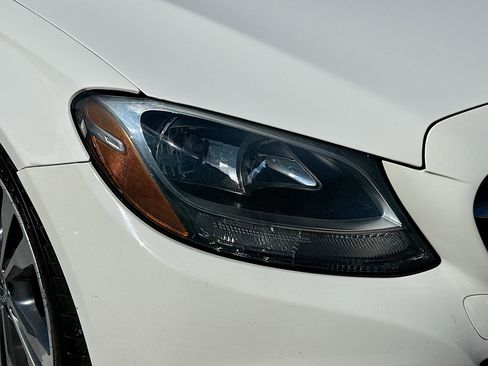 Used 2018 Mercedes-Benz C 300 Sedan image 29