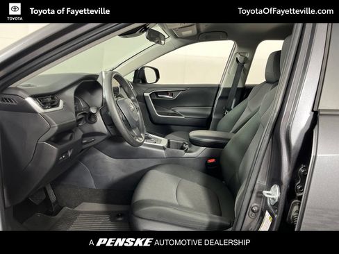 Certified 2025 Toyota RAV4 XLE FWD image 20