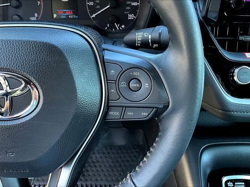 Certified 2025 Toyota Corolla SE image 23