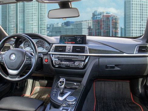 Used 2019 BMW 430i Convertible w/ Convenience Package image 8