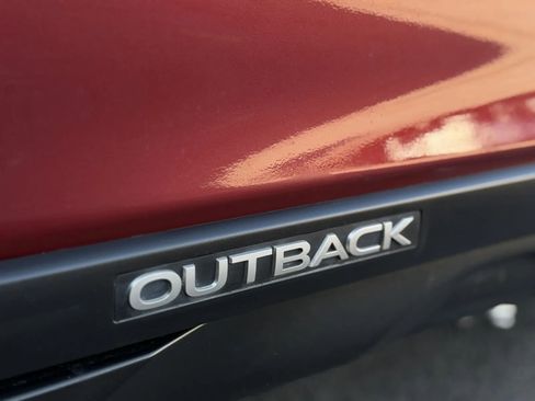 Used 2018 Subaru Outback 3.6R Limited image 41
