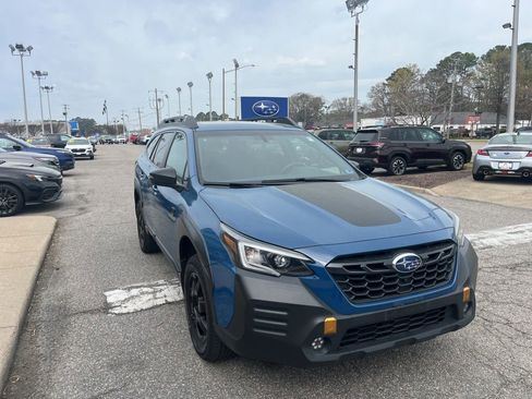 Used 2022 Subaru Outback Wilderness image 2