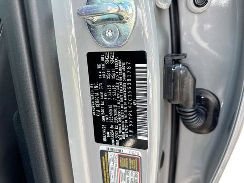 Used 2025 Kia Sorento S w/ Panoramic Sunroof Package image 33